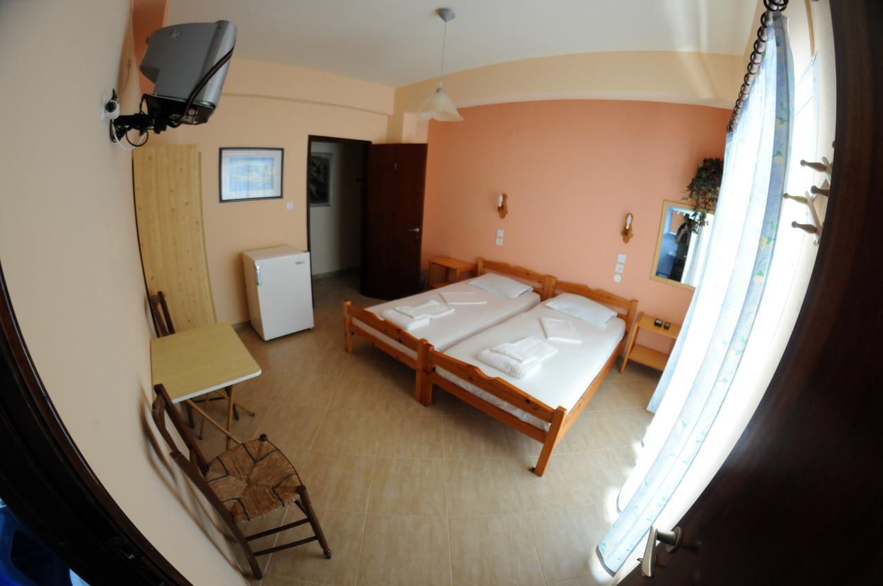 Nefeli Rooms Пефки Номер фото