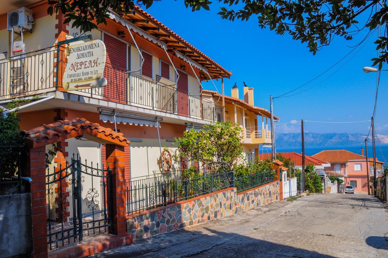 Nefeli Rooms Пефки Экстерьер фото