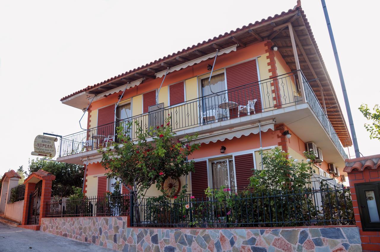 Nefeli Rooms Пефки Экстерьер фото
